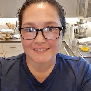 Meet your Posher, Rossy